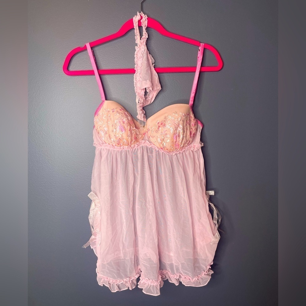 Victoria’s Secret Pink Lace Soft Silky Babydoll Lingerie. Only tried on. 34D.